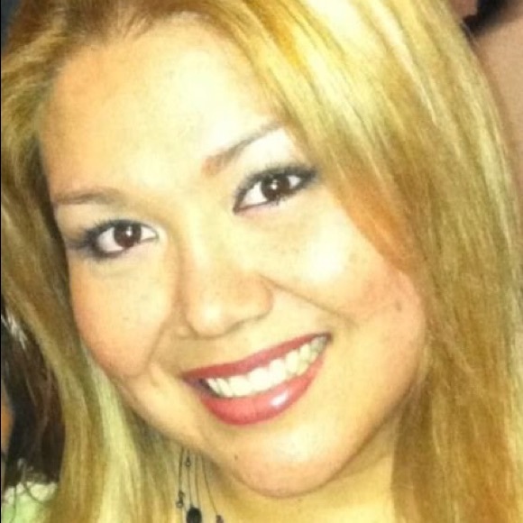 Meet your Posher, Luisa - Picture 1 of 1